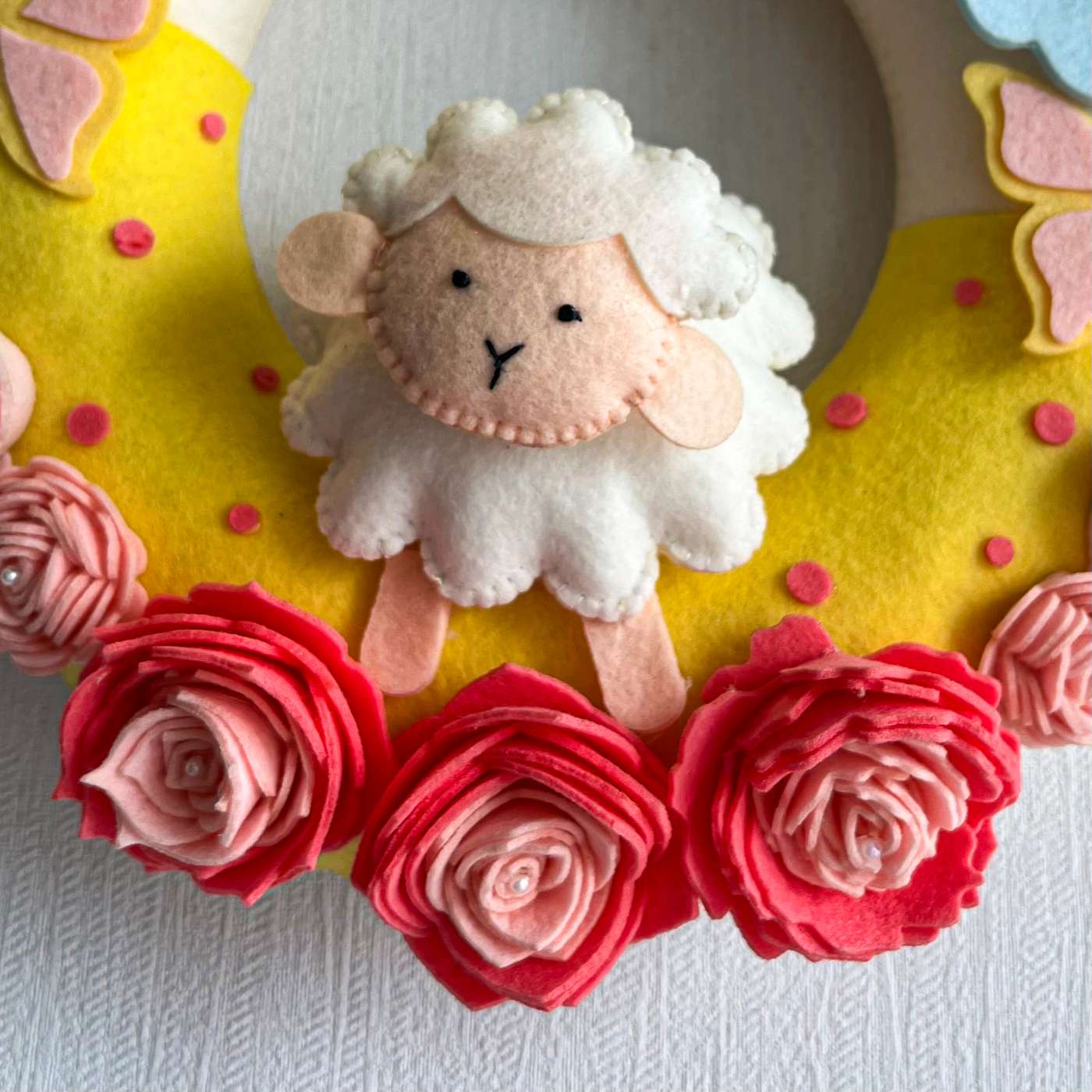 Daisy Sheep Name Hanging