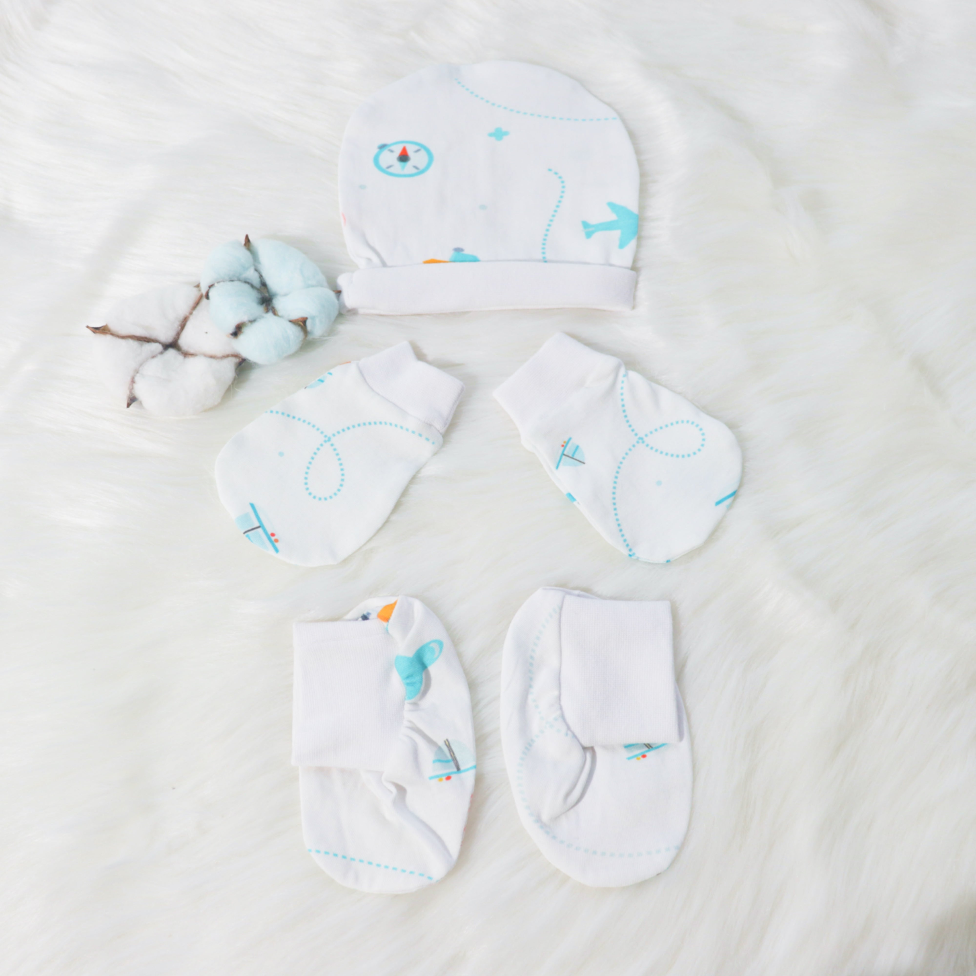 Lil Traveller-Cotton Caps, Mittens & Booties Set