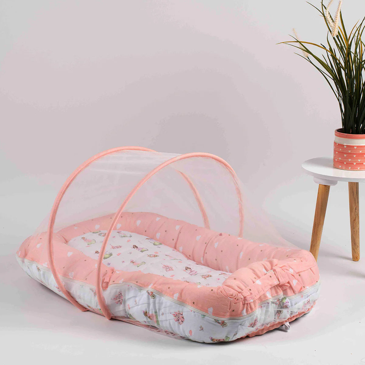 Dreamy Tale  Reversible Baby Bed